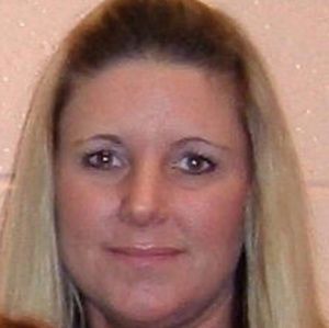 Meet your Posher, Deena